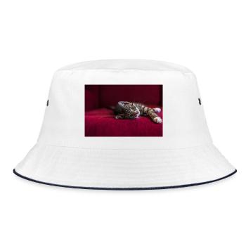 Süße getigerte Babykatze, liegend, Fotografie - Bucket Hat - Weiß/Navy - Vorne