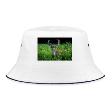 Majestätischer Damhirsch im Grün - Bucket Hat - Weiß/Navy - Vorne