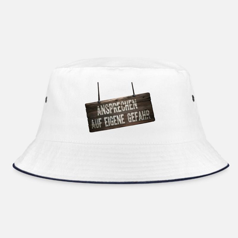 Ansprechen auf eigene Gefahr – Humor Schild Bucket Hat