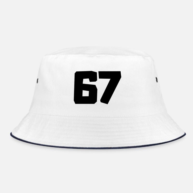 Graphisme rétro 67 Numbers Typer Bob