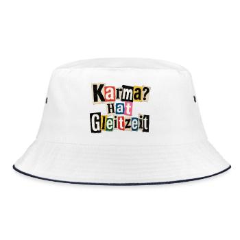 Karma? Hat Gleitzeit – lustiger Spruch - Bucket Hat - Weiß/Navy - Vorne