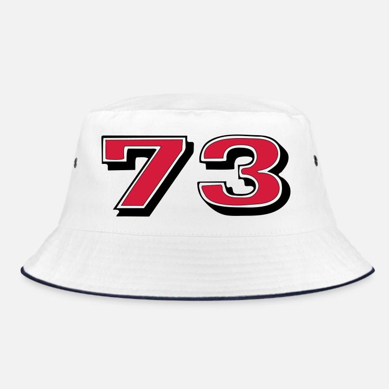 Rote 73 auf Schwarz Bucket Hat