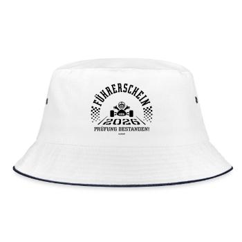 Driving licence 2026 – driving test passed! (Black) - Bucket Hat - white/navy - Front
