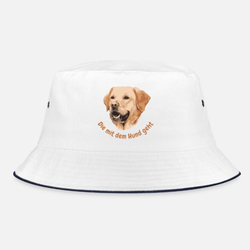 Labrador. Die mit dem Hund geht Bucket Hat