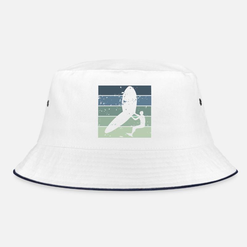 Silhouette Wingfoiler mit Surfbrett - Bucket Hat - Weiß/Navy