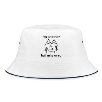 Es ist eine weitere halbe Meile oder so Bergwandern - Bucket Hat - Weiß/Navy - Vorne