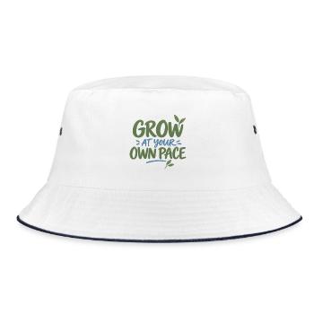 Grow at Your Own Pace - Bucket Hat - Weiß/Navy - Vorne