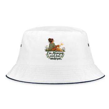 Achtsamkeit mit Hund - Bucket Hat - Weiß/Navy - Vorne