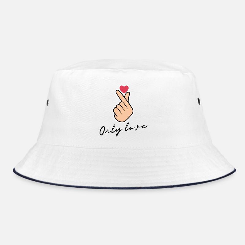 Only Love Design, süßes Herz Statement Shirt! ❤️ Bucket Hat