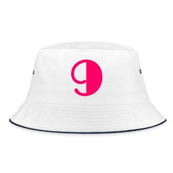 9. ALLES GUTE ZUM GEBURTSTAG. ALLES GUTE ZUM GEBURTSTAG! - Bucket Hat - Weiß/Navy - Vorne