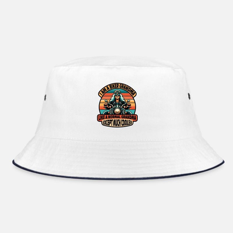 Biker-Oma mit cooler Attitüde Bucket Hat