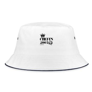 Chefin Edition 2003 Powerfrau 22 Jahre - Bucket Hat - Weiß/Navy - Vorne
