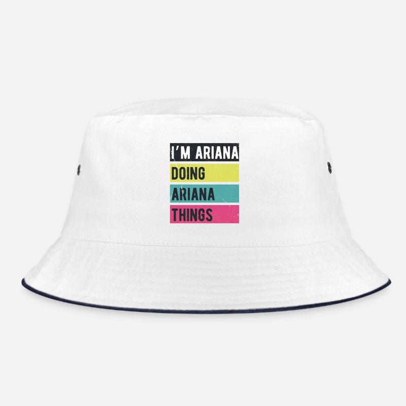 Je suis Ariana Faisant des choses Ariana Couleurs Rétro Bob