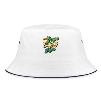 Das Gras ruft, ich muss mähen – Rasenmäher-Geschenk - Bucket Hat - Weiß/Navy - Vorne