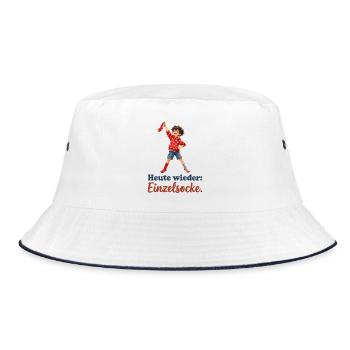 Heute wieder: Einzelsocke. – Junge mit roter Socke - Bucket Hat - Weiß/Navy - Vorne