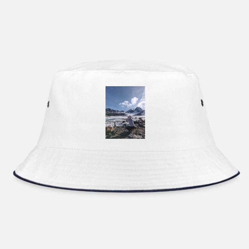Saint Solin d'Arves Glacier Bucket Hat