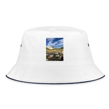 Alpenhütte vor Berglandschaft - Bucket Hat - Weiß/Navy - Vorne