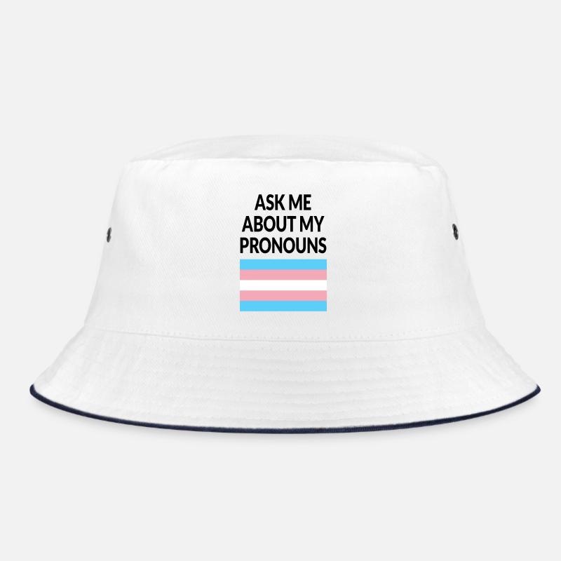 Posez-moi des questions sur mes pronoms Trans Pride Flag Bob