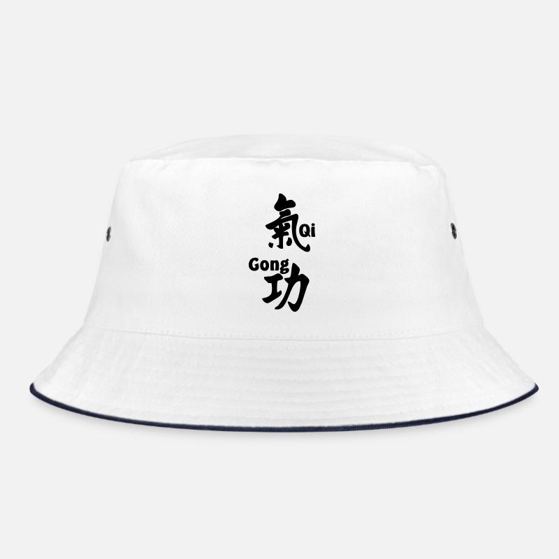 QI-Gong-Skript mit Text vertikal Bucket Hat