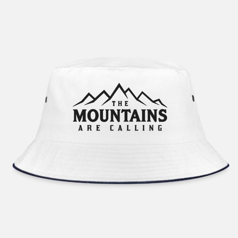 THE MOUNTAINS ARE CALLING Spruch Statement Bucket Hat
