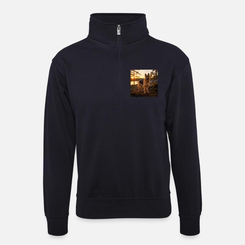 Deutscher Schäferhund bei Sonnenuntergang - Unisex Pullover mit Zip-Kragen - Dunkelnavy