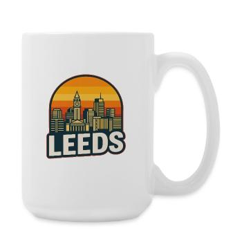 Vintage Leeds Skyline Retro-Sonnenuntergangsdesign - Große Tasse 440 ml - Weiß - Rechts
