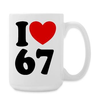 Fun 67 Zahl 6-7 I Herz 6 7 Sechs Sieben - Große Tasse 440 ml - Weiß - Rechts
