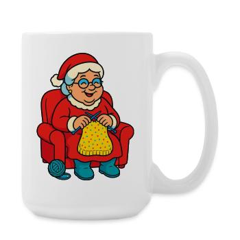 Christmas grandma knitting in the armchair - Large Mug 440 ml - white - Right