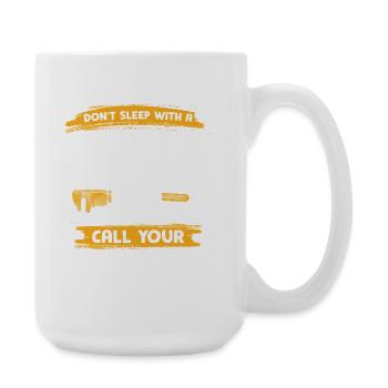Don't sleep with drops Call the plumber - Large Mug 440 ml - white - Right