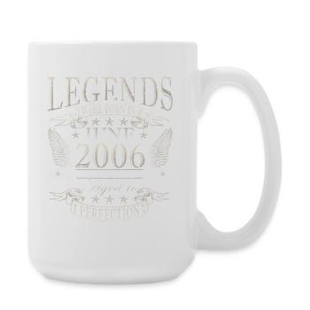 20th Birthday Gift Legend June Vintage 2006 - Large Mug 440 ml - white - Right