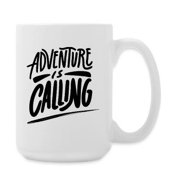 Adventure is calling - Große Tasse 440 ml - Weiß - Rechts
