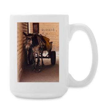 Donkey with a cart in the dark - Large Mug 440 ml - white - Right