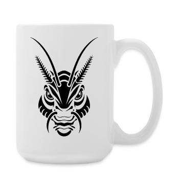 Mystische Insekten Maske Tattoo Stil - Große Tasse 440 ml - Weiß - Rechts