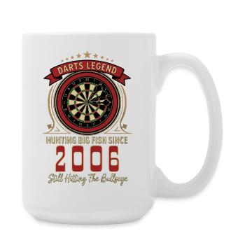 Darts T-Shirt 2006 Birthday, Darts Legend Shirt - Large Mug 440 ml - white - Right