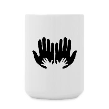 Open parents hands with children's hands - Large Mug 440 ml - white - Front