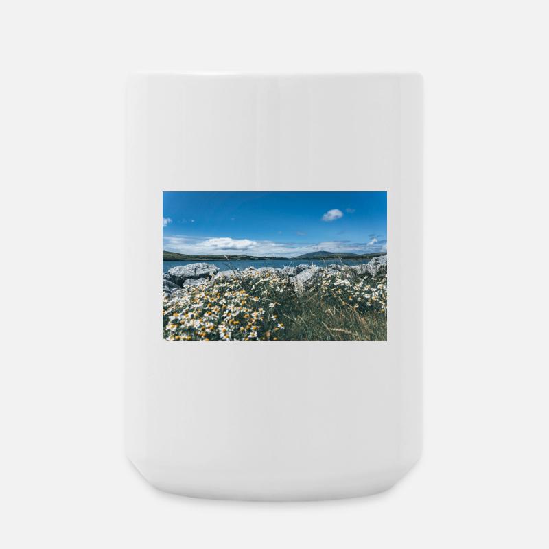 Blooming coastal landscape - Large Mug 440 ml - white