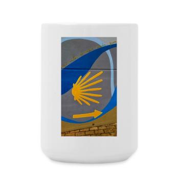 Goldene Strahlen auf urbanem Bogen - Große Tasse 440 ml - Weiß - Vorne