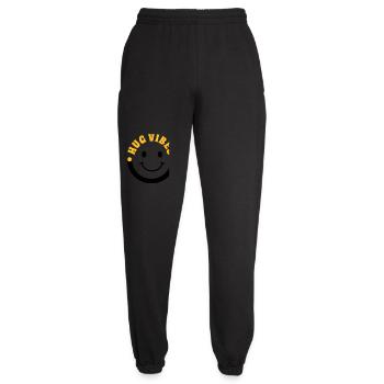 Minimalistische Umarmungsstimmung – Typografie mit Lächelkurve - Unisex Jogginghose - Schwarz - Vorne - AI Model Female 172 light (172cm)