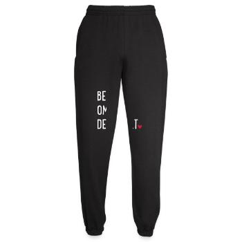 Oma - Unisex Jogginghose - Schwarz - Vorne - AI Model Female 172 light (172cm)