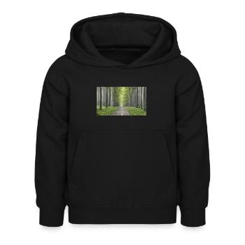 Strasse im Wald - Kinder Hoodie - Schwarz - Vorne - AI Model Kid Female (0cm)