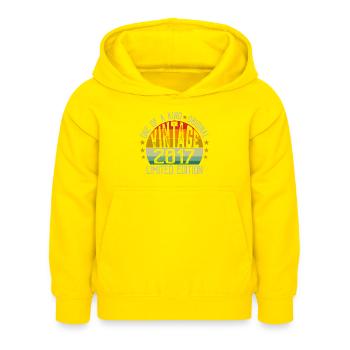 Jahrgang 2017 Retro Jubiläumsgeschenk 2017 - Kinder Hoodie - Gelb - Vorne - AI Model Kid Female (0cm)