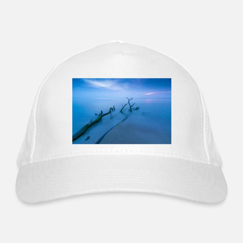 Blaue Stunde am Weststrand Bio-Baseballkappe