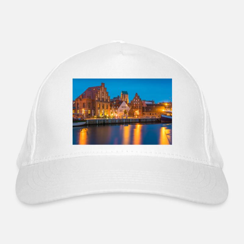 Wismar am Abend Bio-Baseballkappe