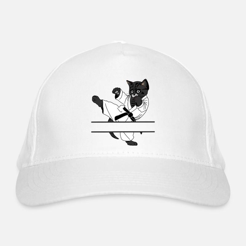 Coup de pied de karaté chat noir Casquette classique bio