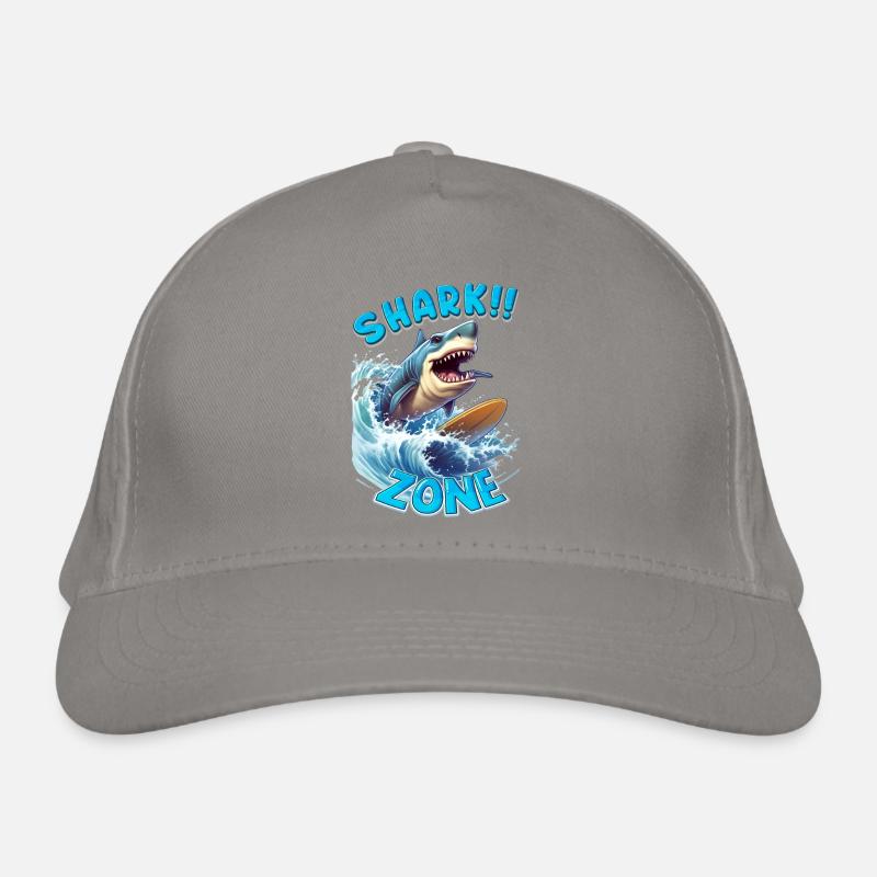Drôle de requin avec une planche de surf - surfeur Casquette classique bio