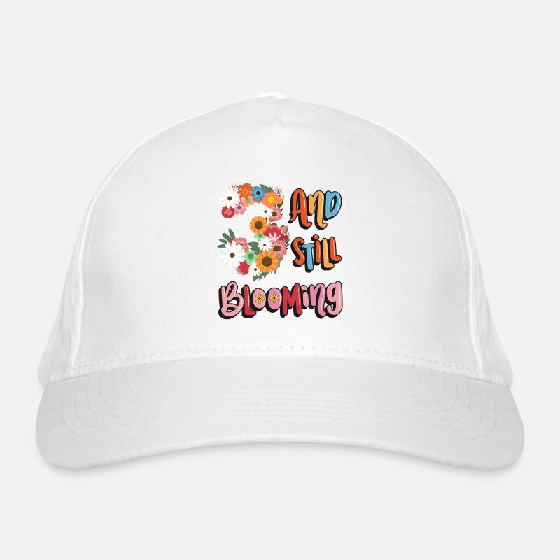 3 Et encore des filles fleuries 3. Casquette classique bio