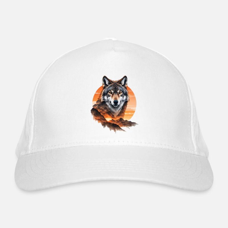 Wolf im Abendrot über Bergen Bio-Baseballkappe