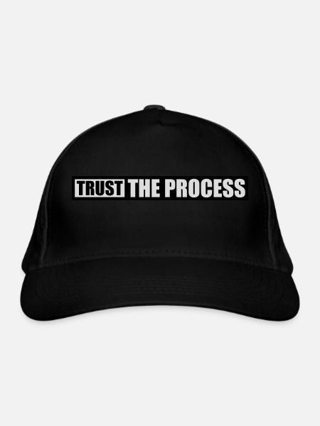 trust the process Zitat - Bio-Baseballkappe - Schwarz - Vorne