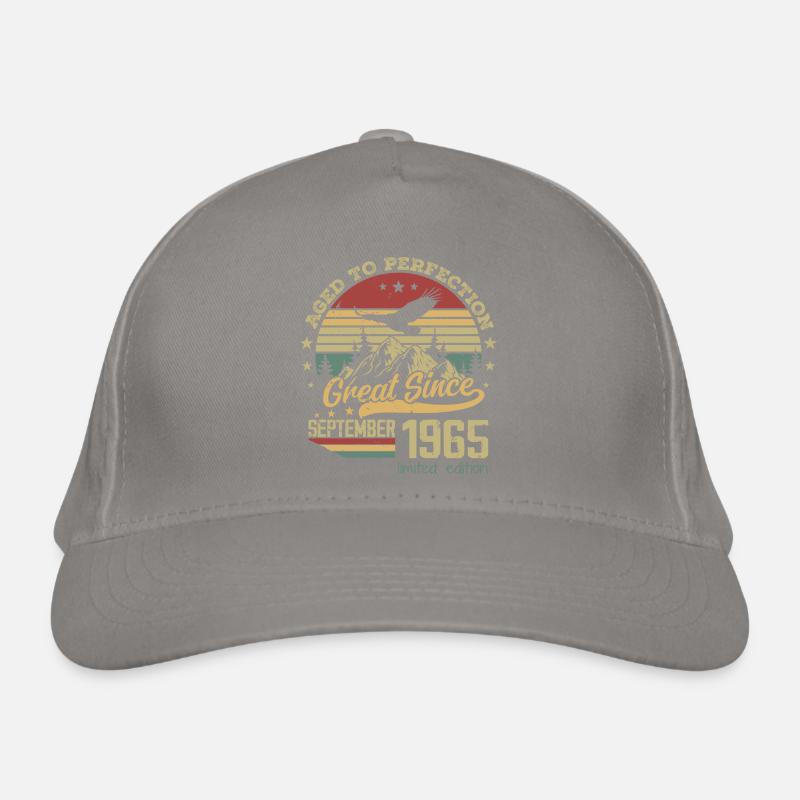 59 ans Vieilli à la Perfection né : septembre 1965 Casquette classique bio