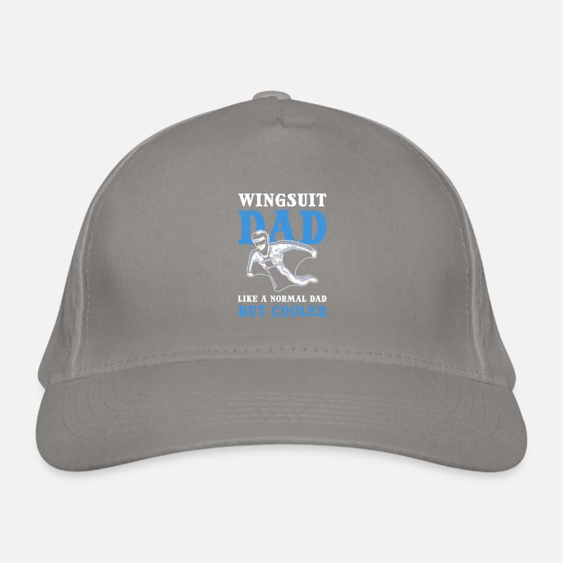 Wingsuit Papa. Comme un papa normal mais plus cool Casquette classique bio